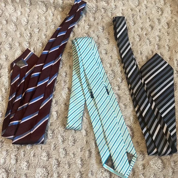 Giorgio Armani Set of 3 Striped 100% Silk Ties Handmade in Italy Like New - Picture 6 of 12